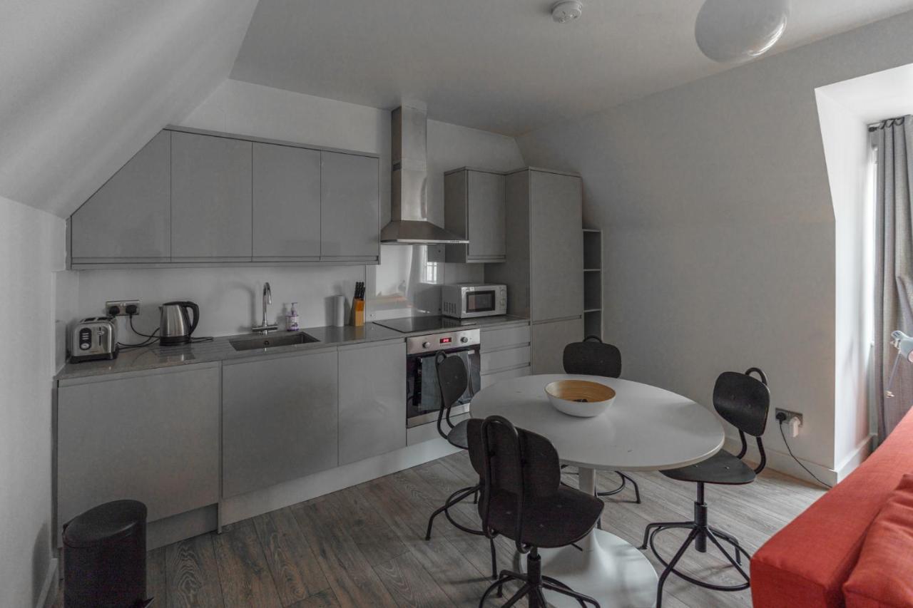 Top Floor Apartment High Street Kensington ลอนดอน ภายนอก รูปภาพ